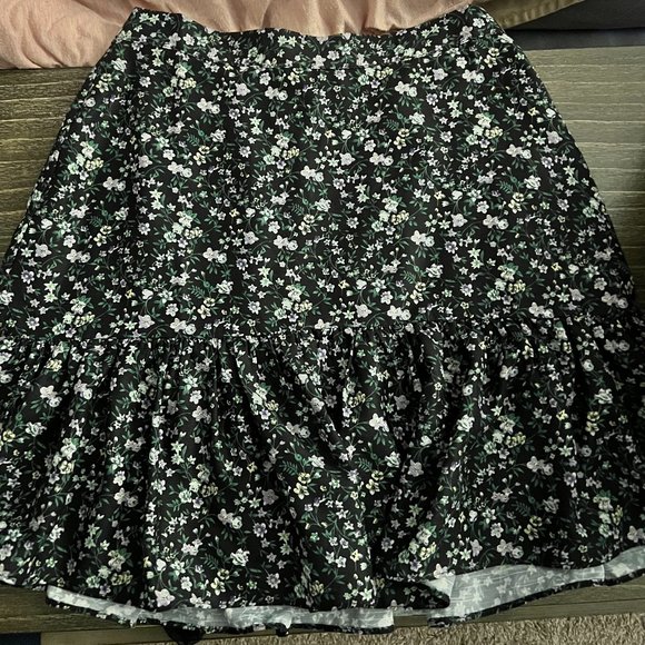 Floral skirt - Picture 1 of 2